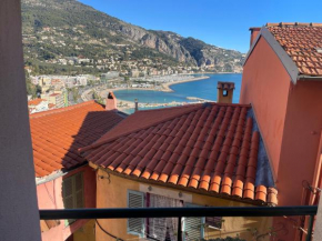 House Old town 50m from beach&shop